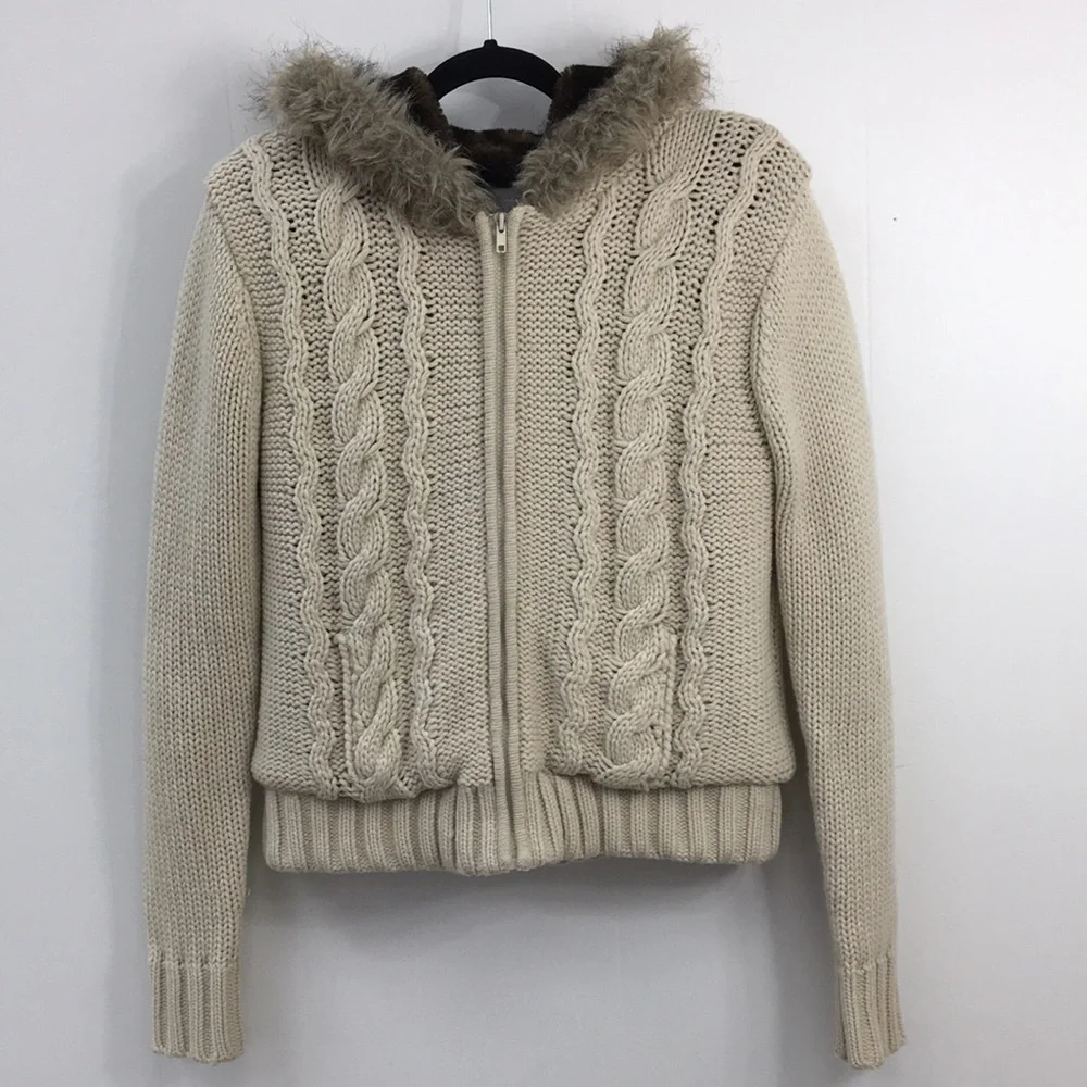 dELiA*s Girls Plush Faux Fur Sweater Coat Size 16/18 GREAT Pre-Owned Condition